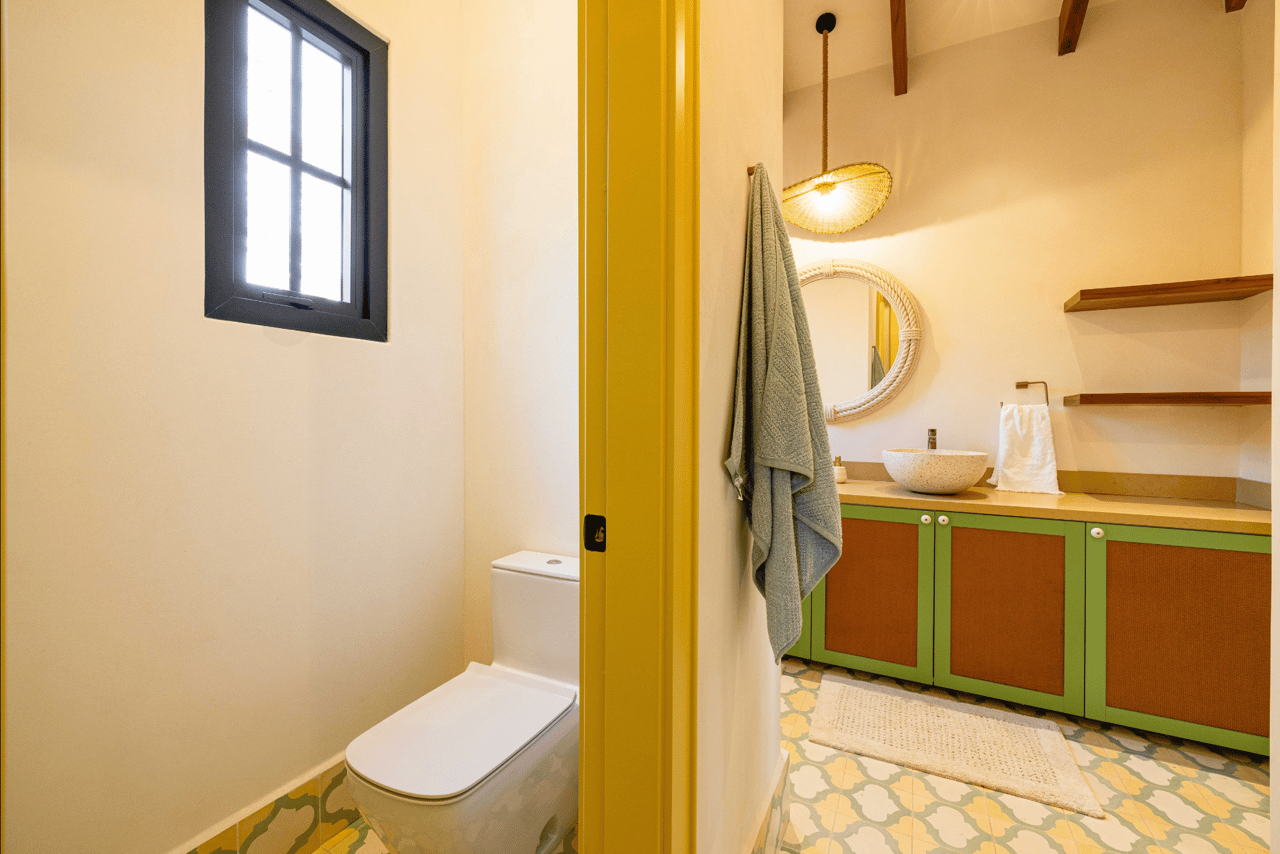 Casa Las Mareas | Beachfront Spanish Colonial Villa with Private Pool in Hacienda Pinilla