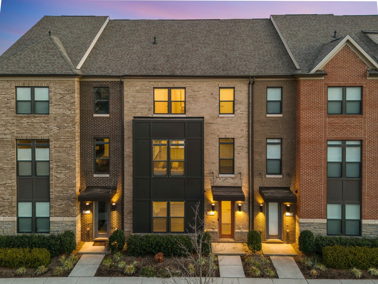 44740 Roosevelt Sq, Ashburn, VA 20147