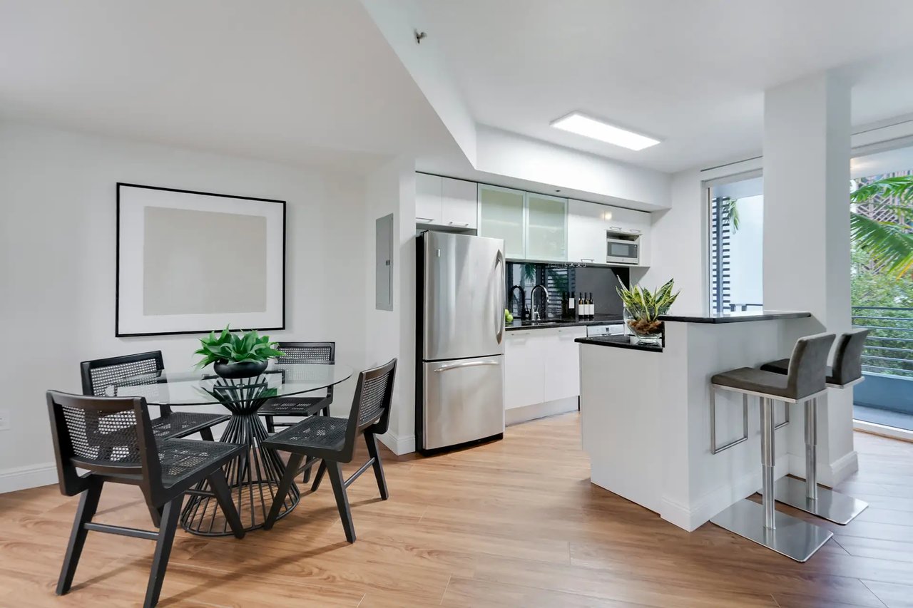 3339 Virginia Street # 301