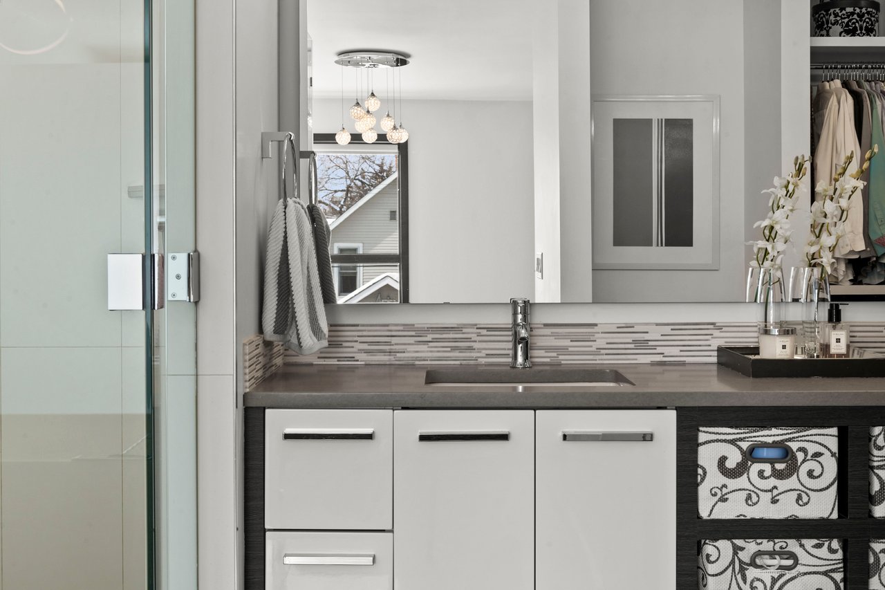 408 13th Street NW Unit: 3