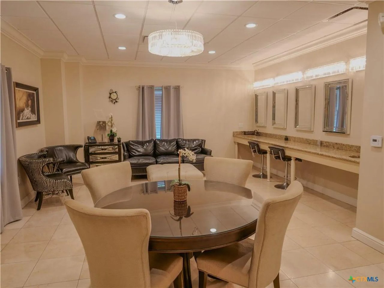 12116 Nursery Dr