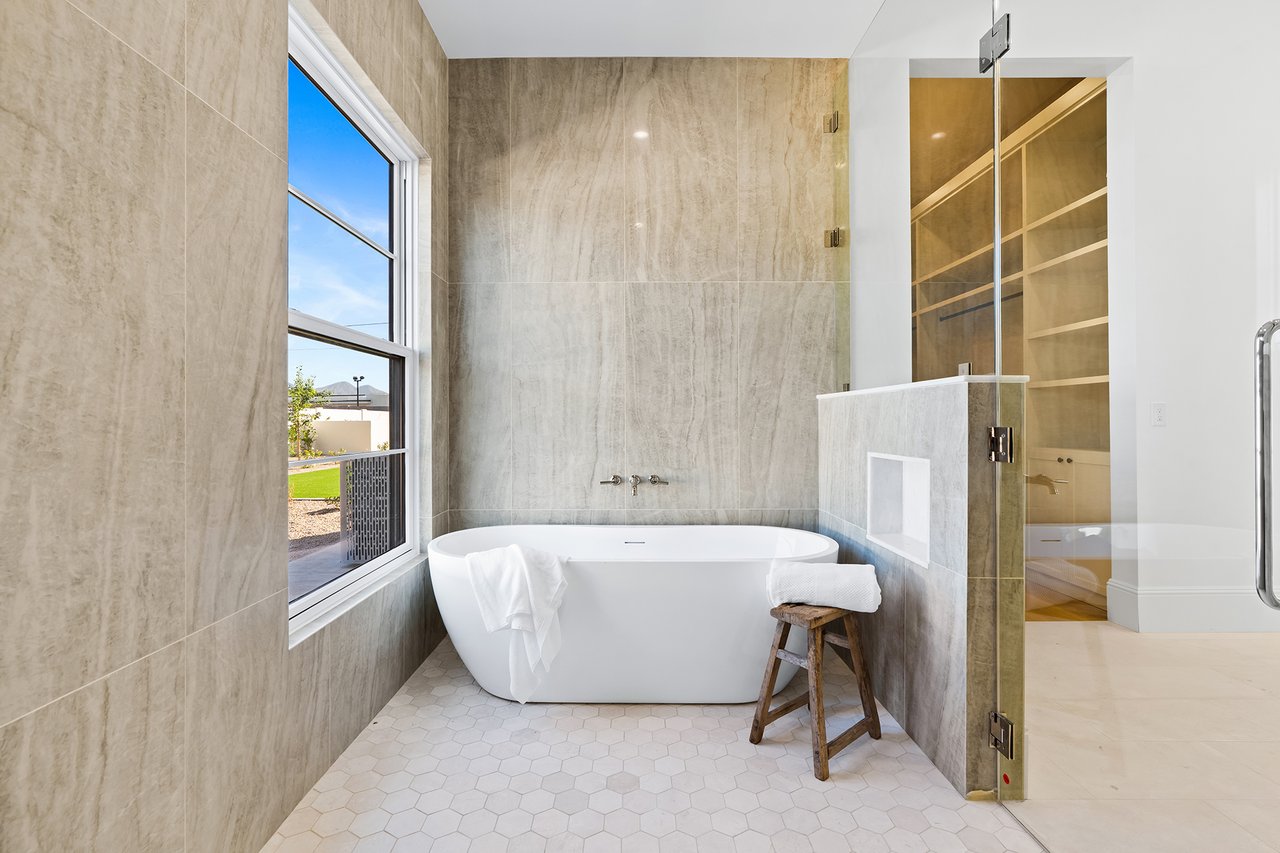 10809 N 82ND Place, Scottsdale