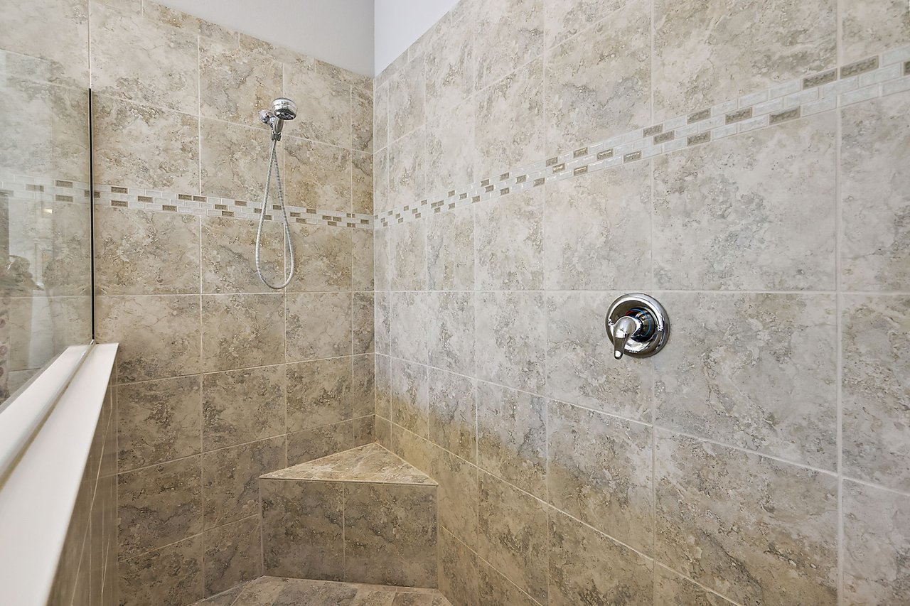 8376 Bridgeport Bay Cir