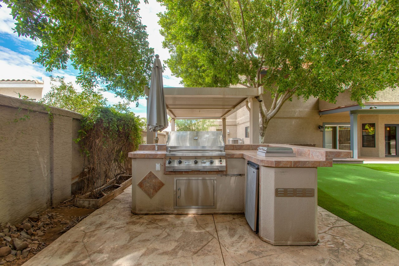 1067 E Seminole Dr.