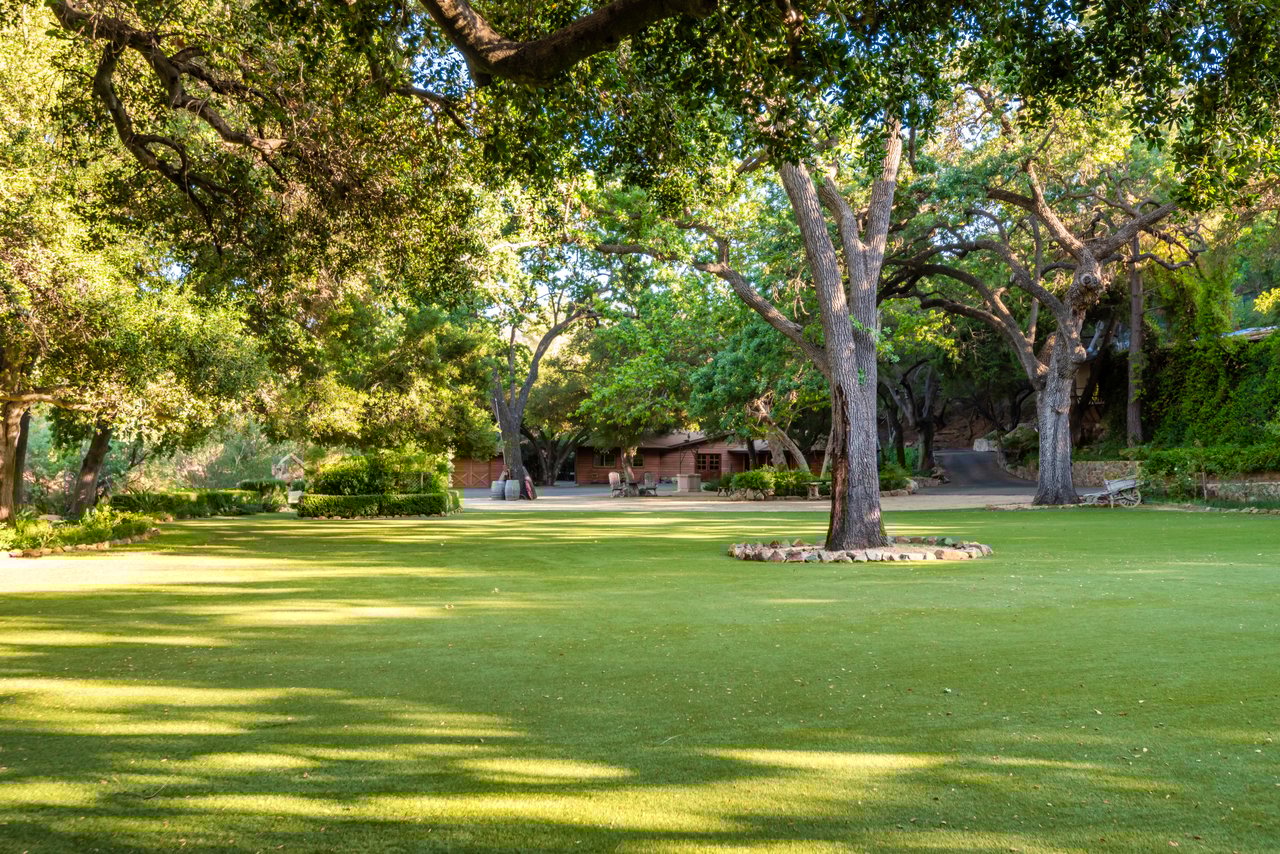 3272 Triunfo Canyon