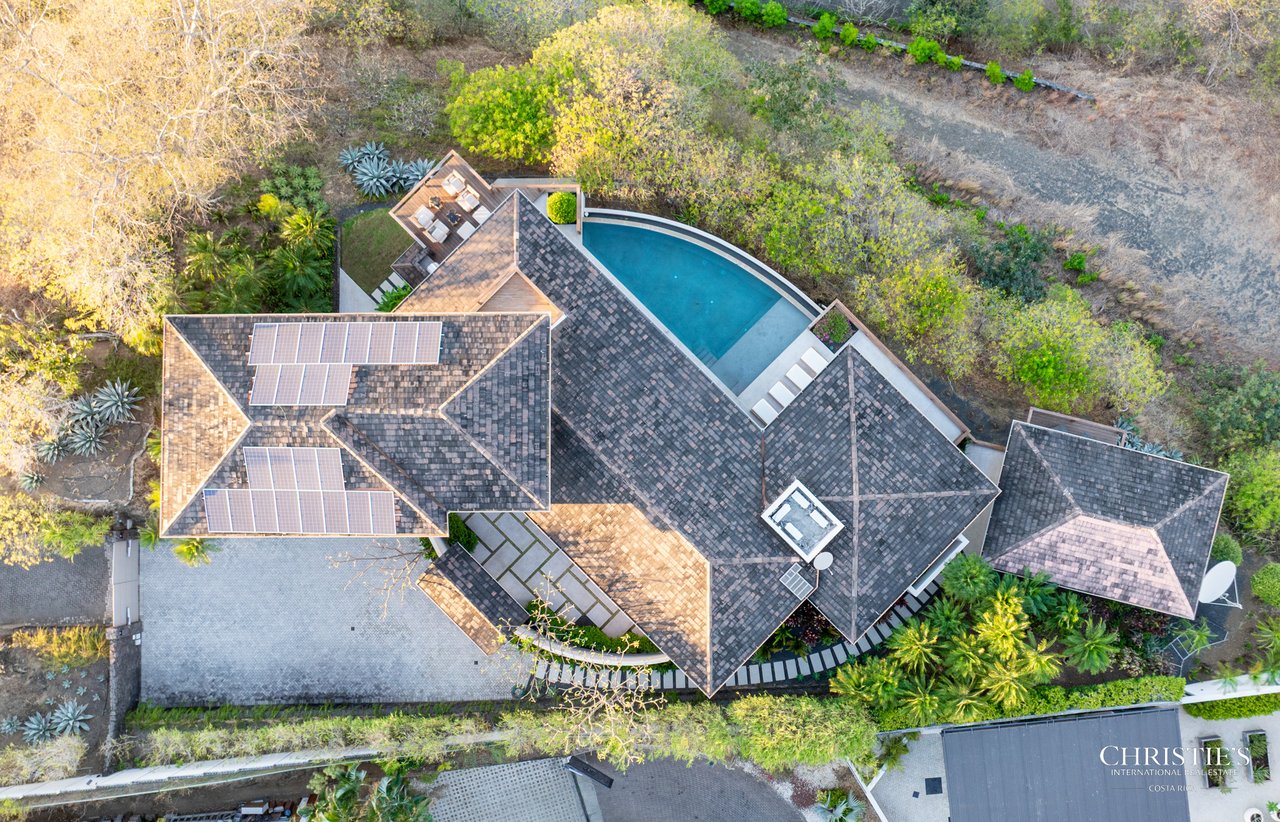 Casa Tres Doces - El Tesoro Development