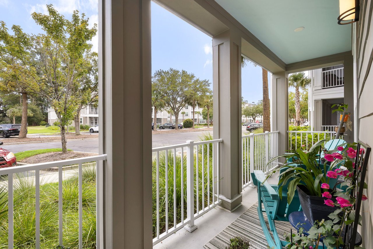 130 River Landing Dr #6102