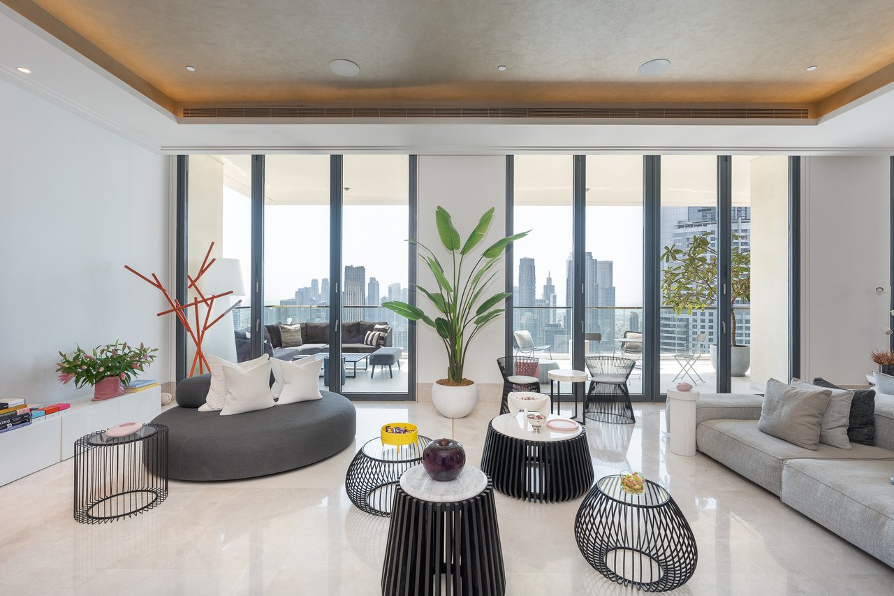 The 118 - Full Floor Apartment 