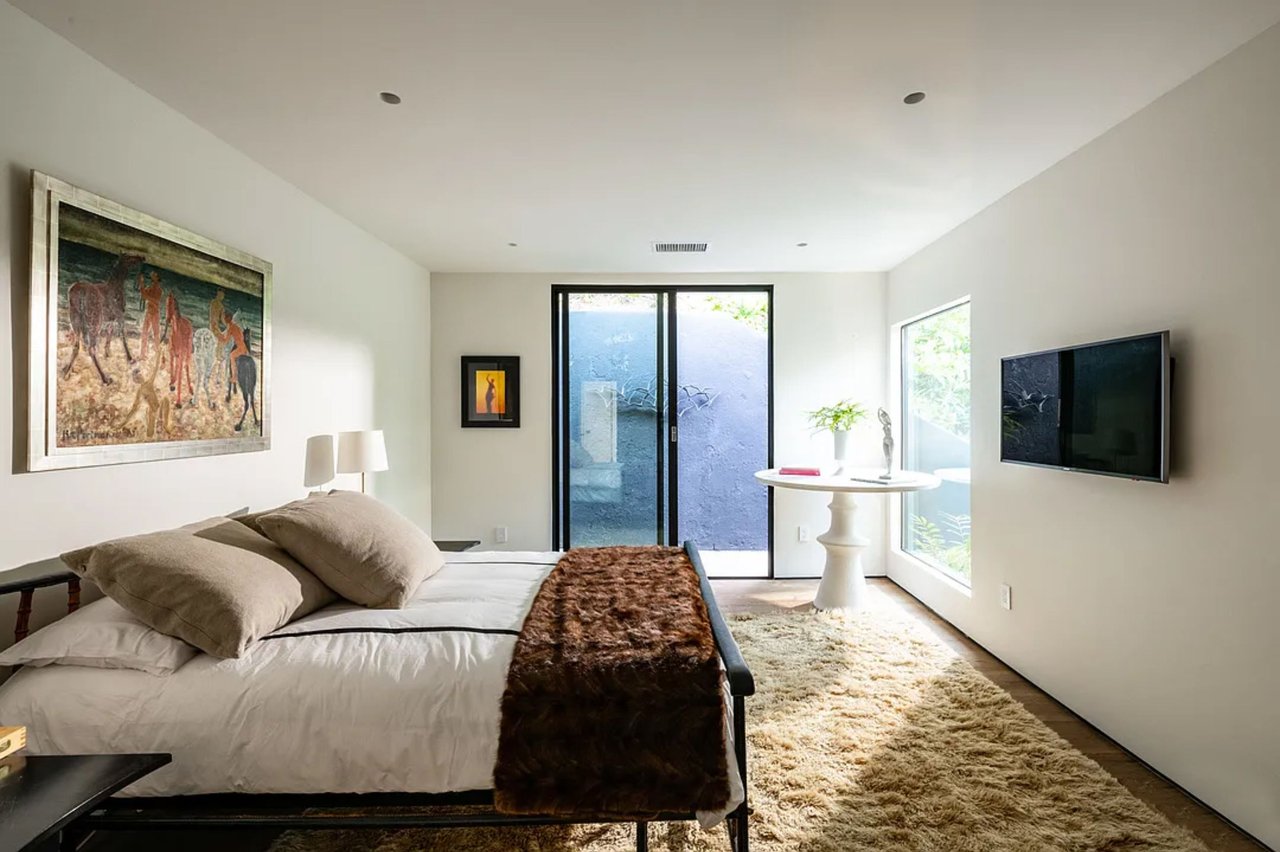 1883 Rising Glen Rd, Sunset Strip