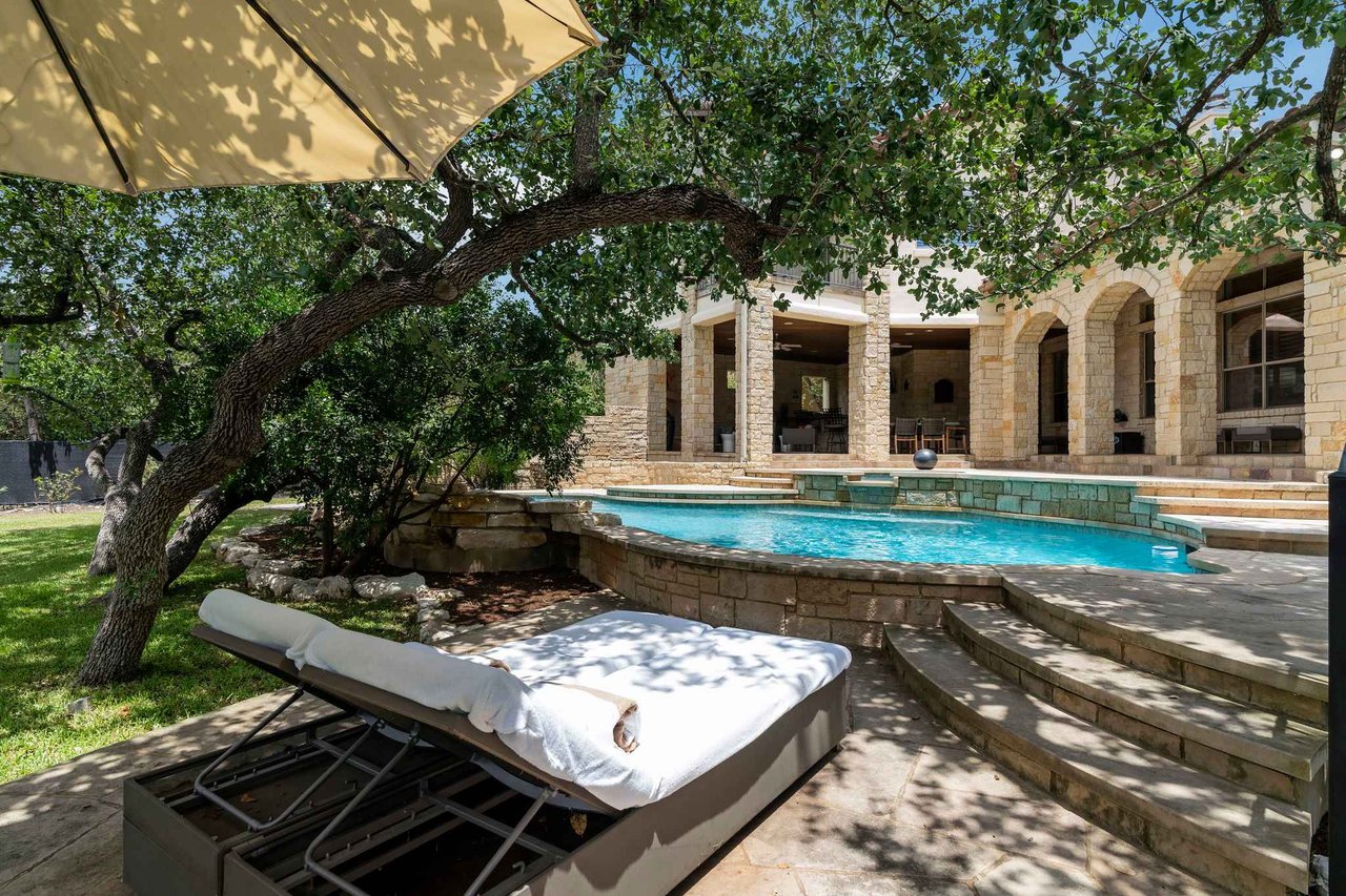 Estates of Lakeway | 0.6 Private Acres Fringed By Majestic Oaks 