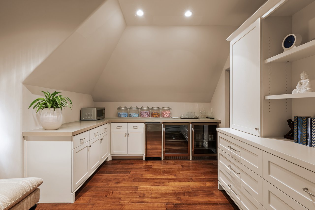 3901 Longridge Ave, Sherman Oaks