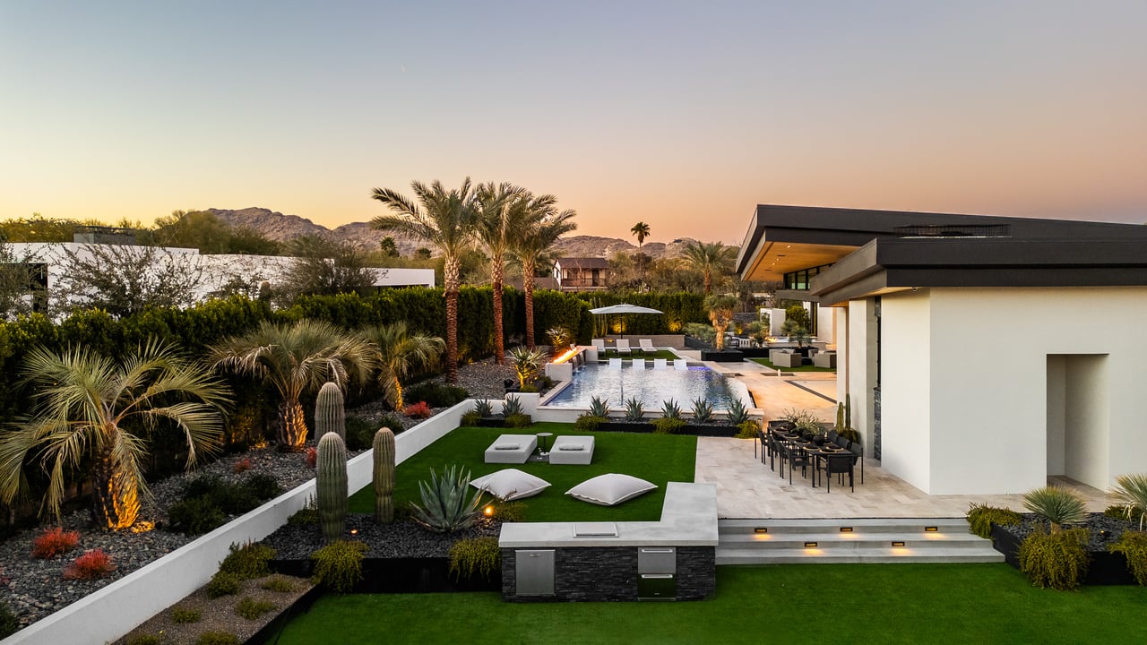 Modern Luxury Home in Paradise Valley, Arizona