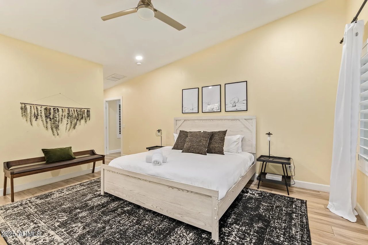 5839 E VOLTAIRE Avenue, Scottsdale