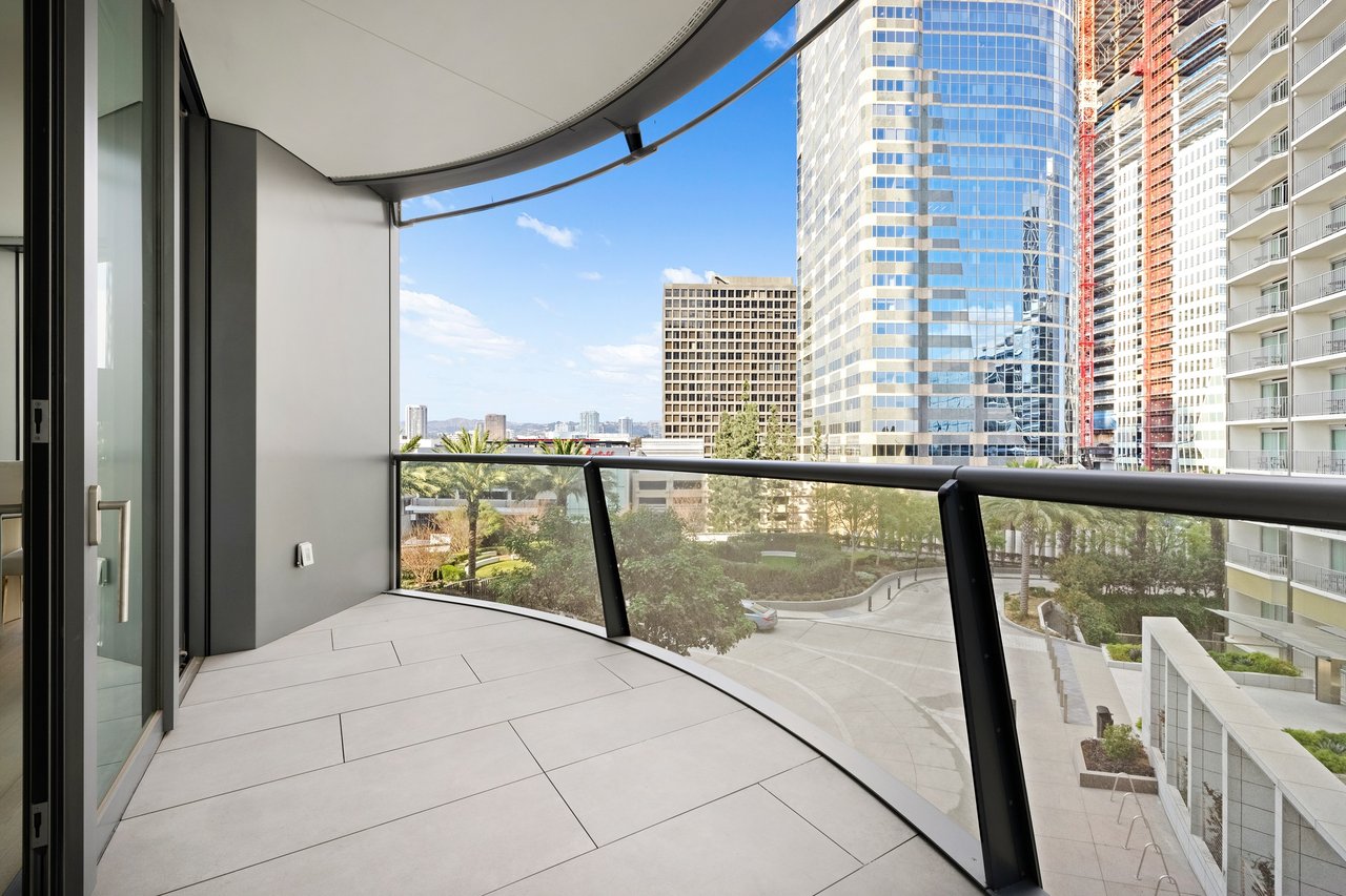 211 W. Elm Court, No. 3D