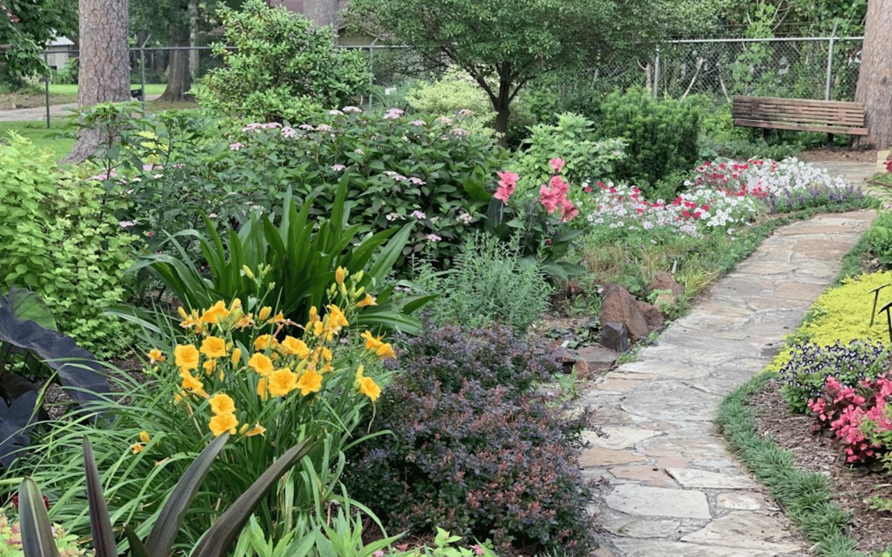 How to Boost Your Home’s Curb Appeal in One Weekend