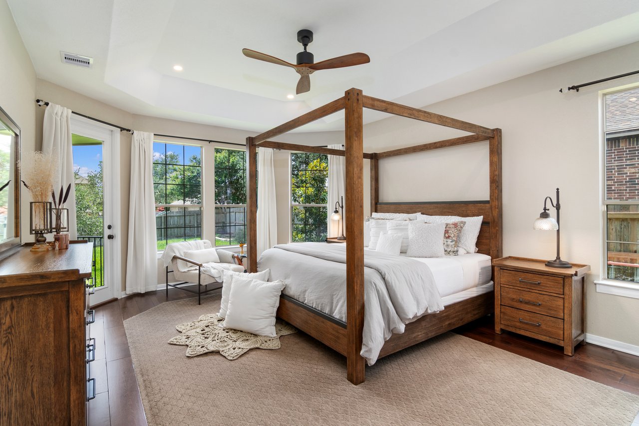 1214 Ashbury Bay