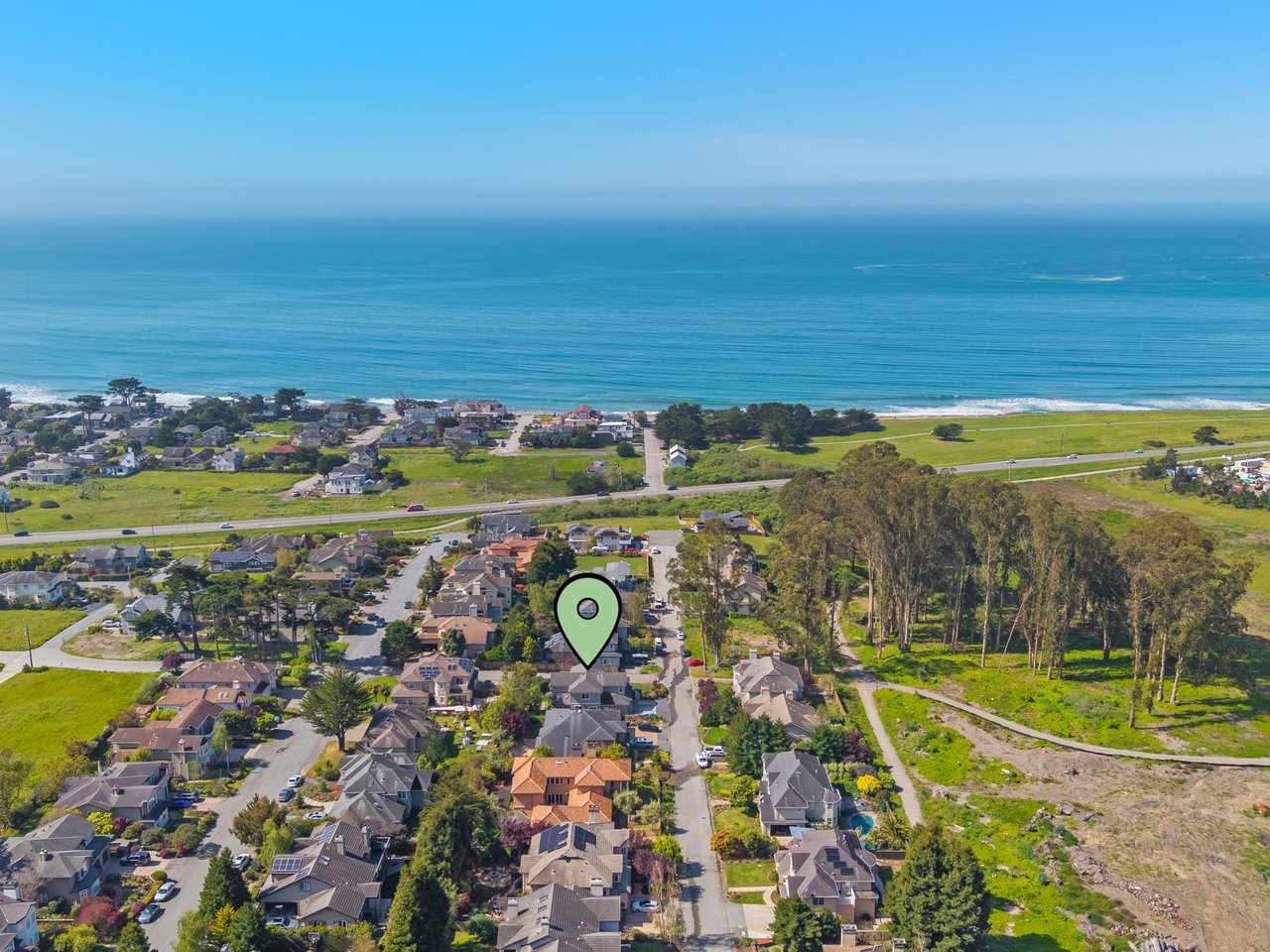 Magellan Avenue, Half Moon Bay