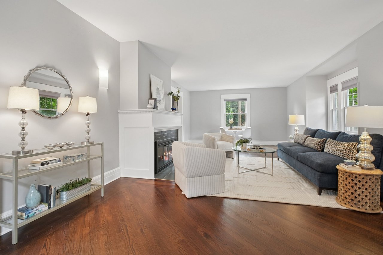 1 Winthrop Place
