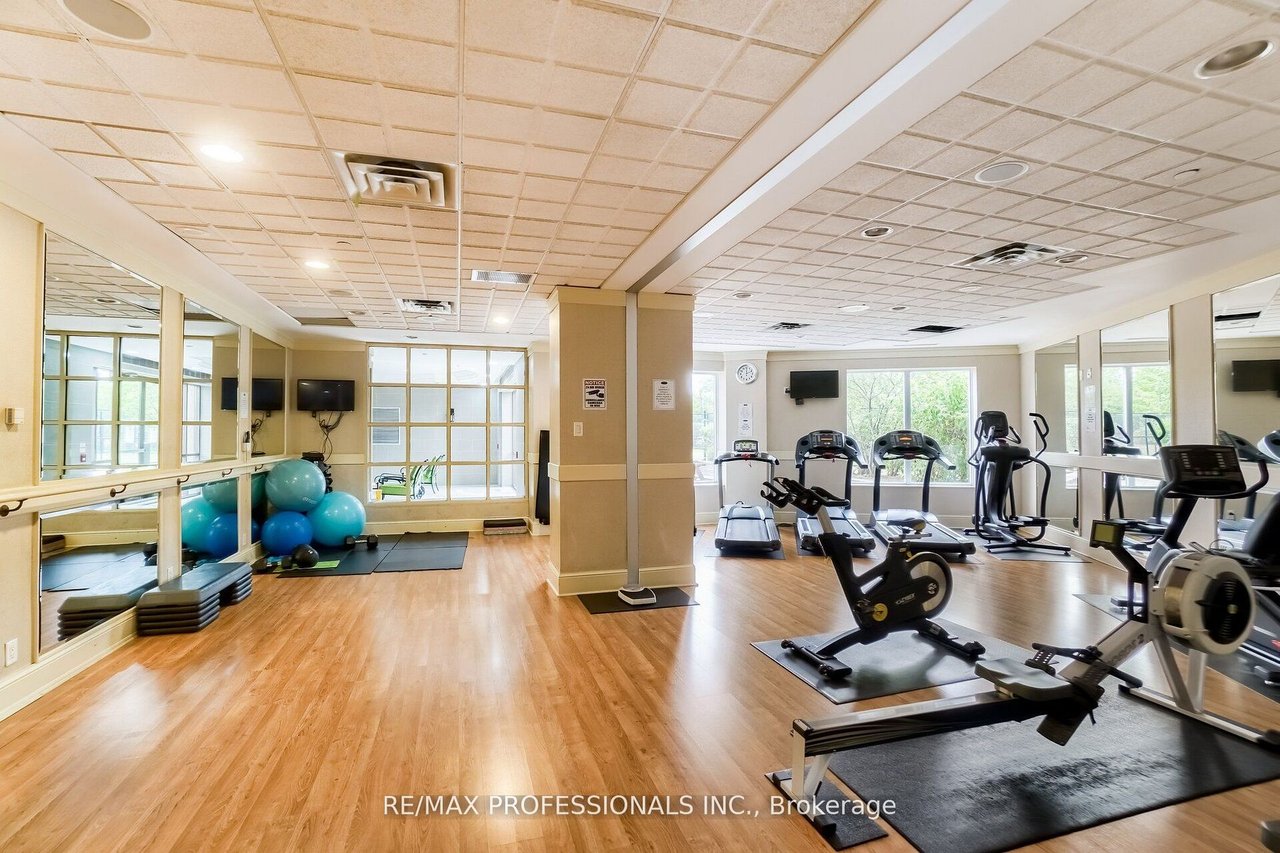 PENTHOUSE IN THE HUMBER MANSIONS