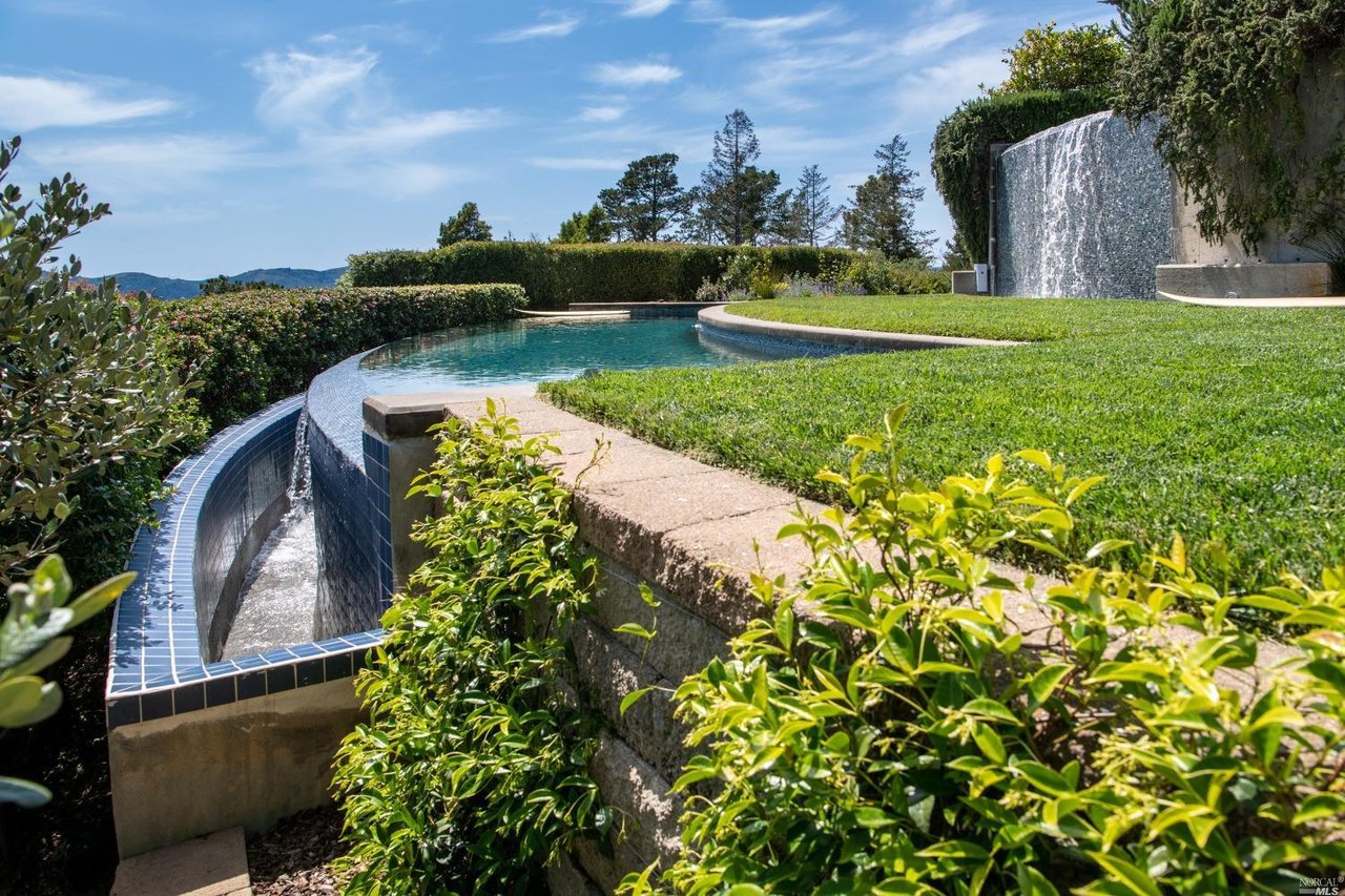 106 Mount Tiburon Rd