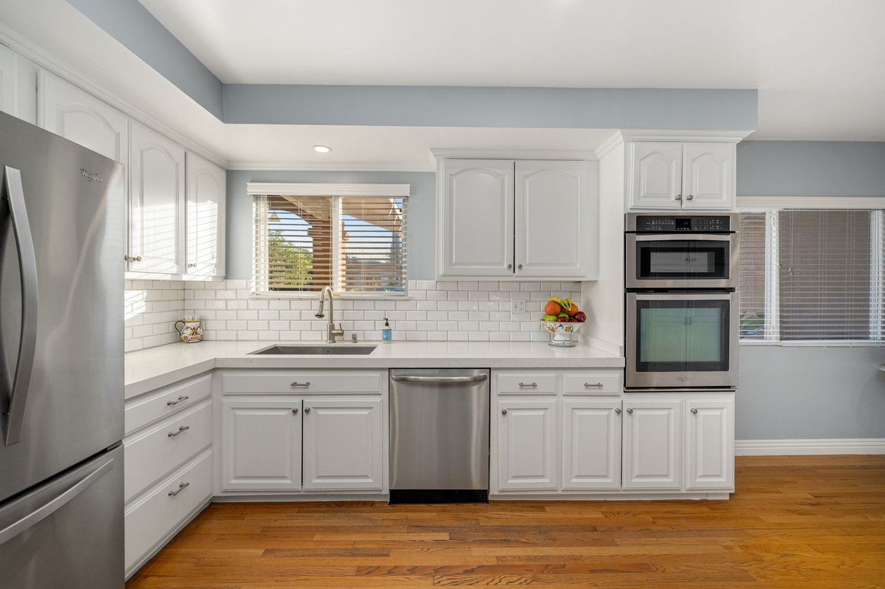 23001 Lita Pl, Woodland Hills, CA 91364