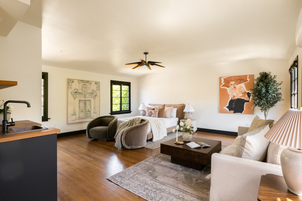 146 S Martel Ave, Beverly Grove 