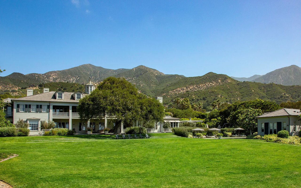 700 Picacho Ln