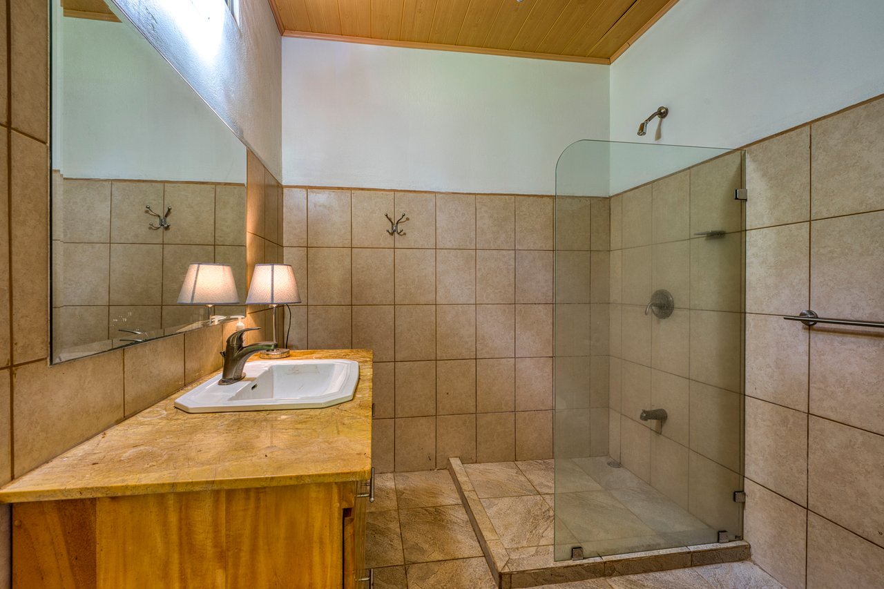 12.25 ACRES – 3 Bedroom 2 Story Ocean View Home 10 Min To The Beach!!!