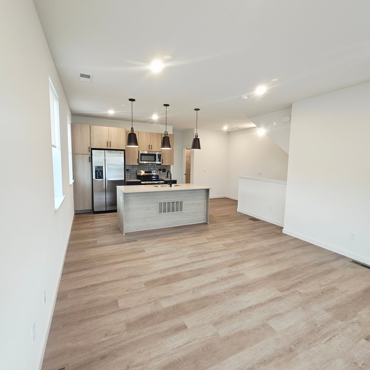 3 Bed 3 Bath Townhomes with Garage in Arvada