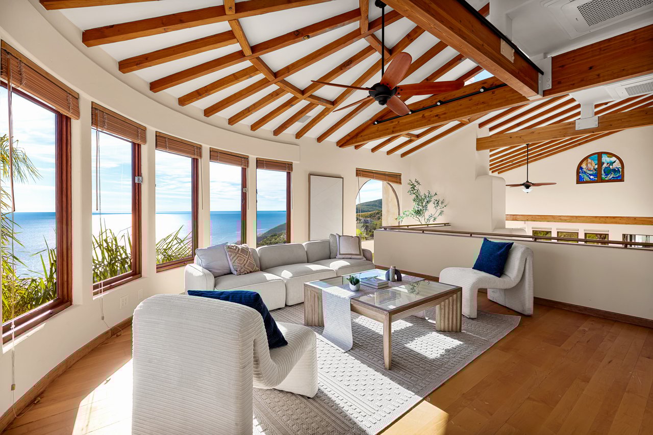 4240 Avenida De La Encinal