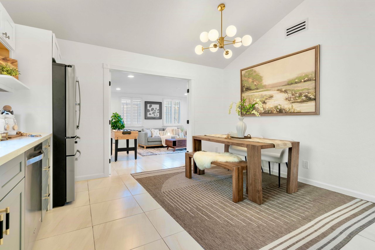 32490 Lake Temescal Ln