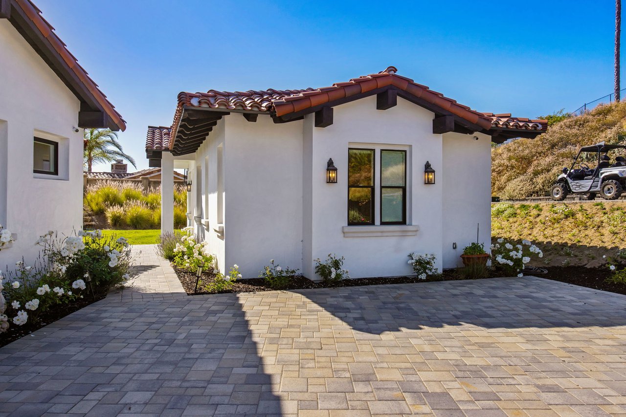 31324 Lake Vista Circle