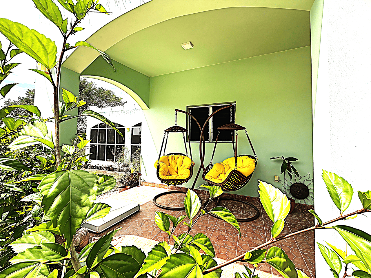 Waterview Villa steps away from 9 hole golf course and the Caribbean Sea