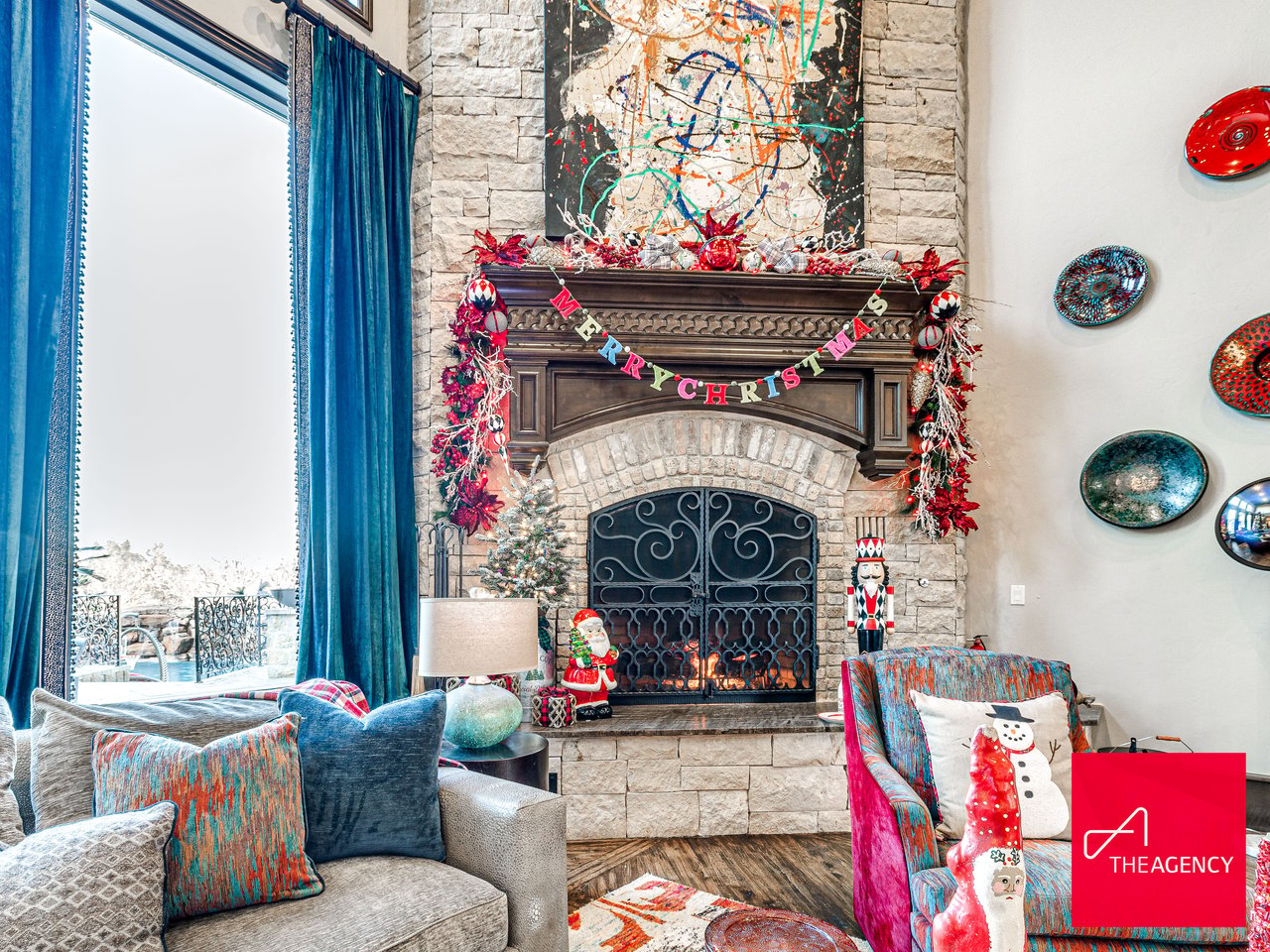 Sleighing the Season: A Christmas Luxury Home Photoshoot at OKC's Viral Estate