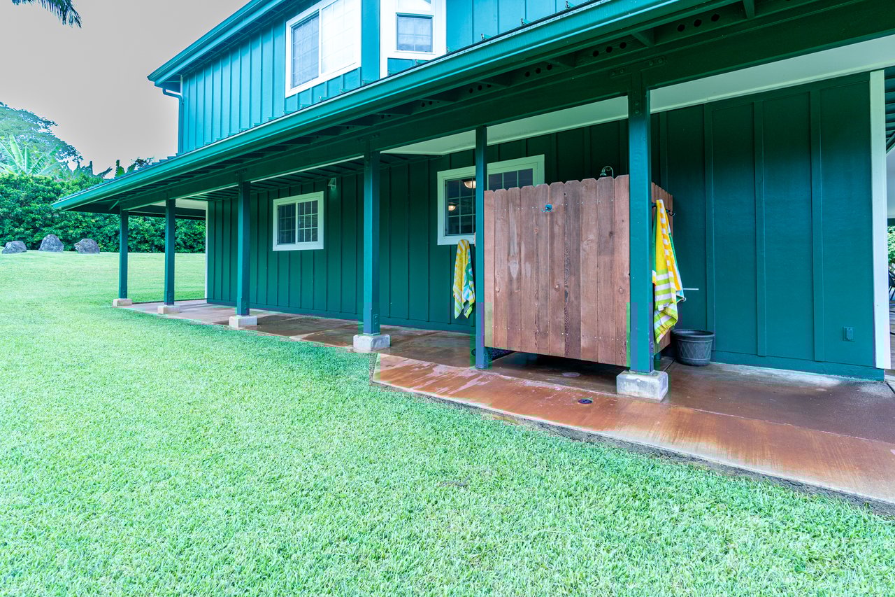 The Green Pineapple Estate