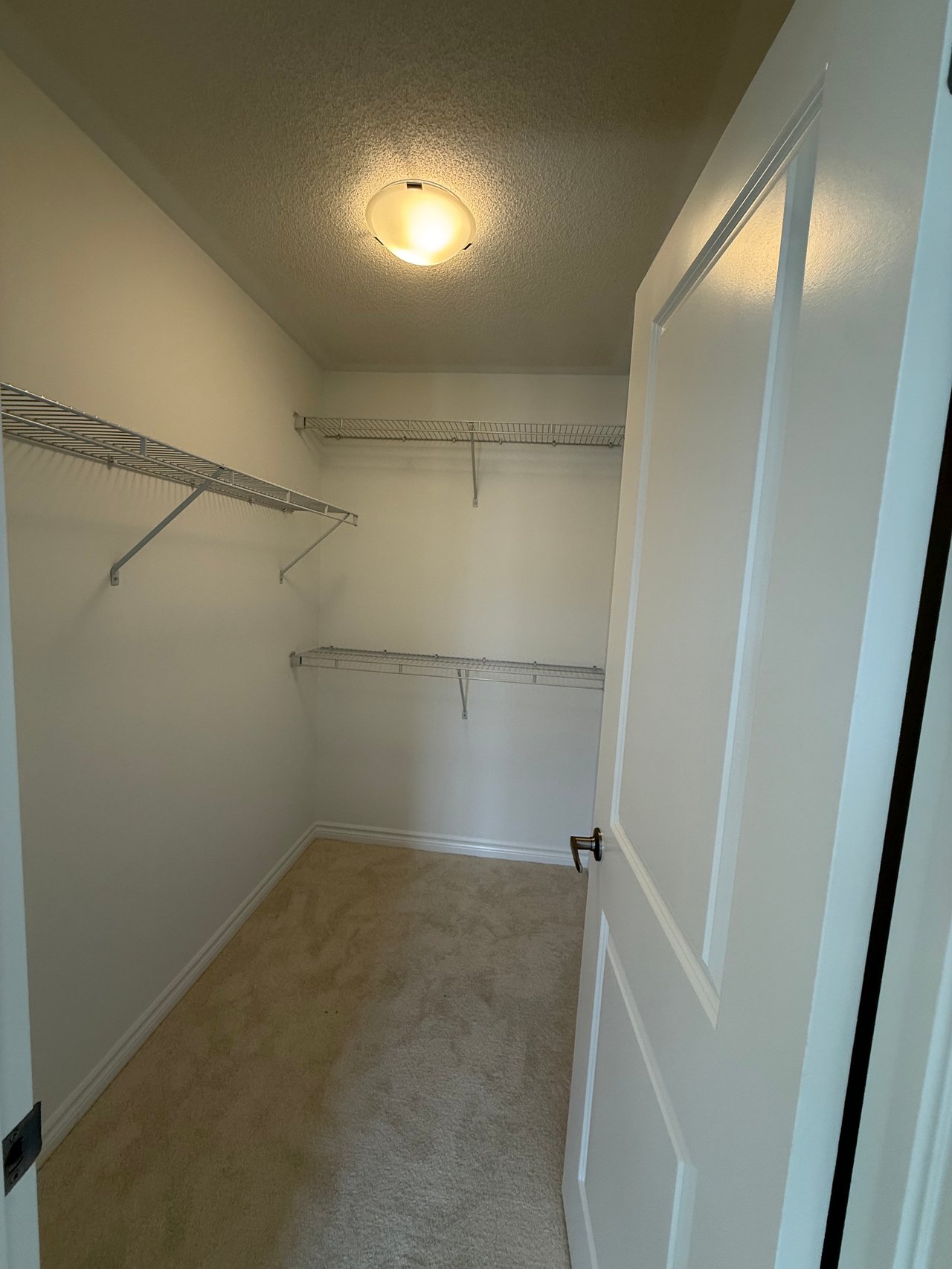 26 Pearen Ln