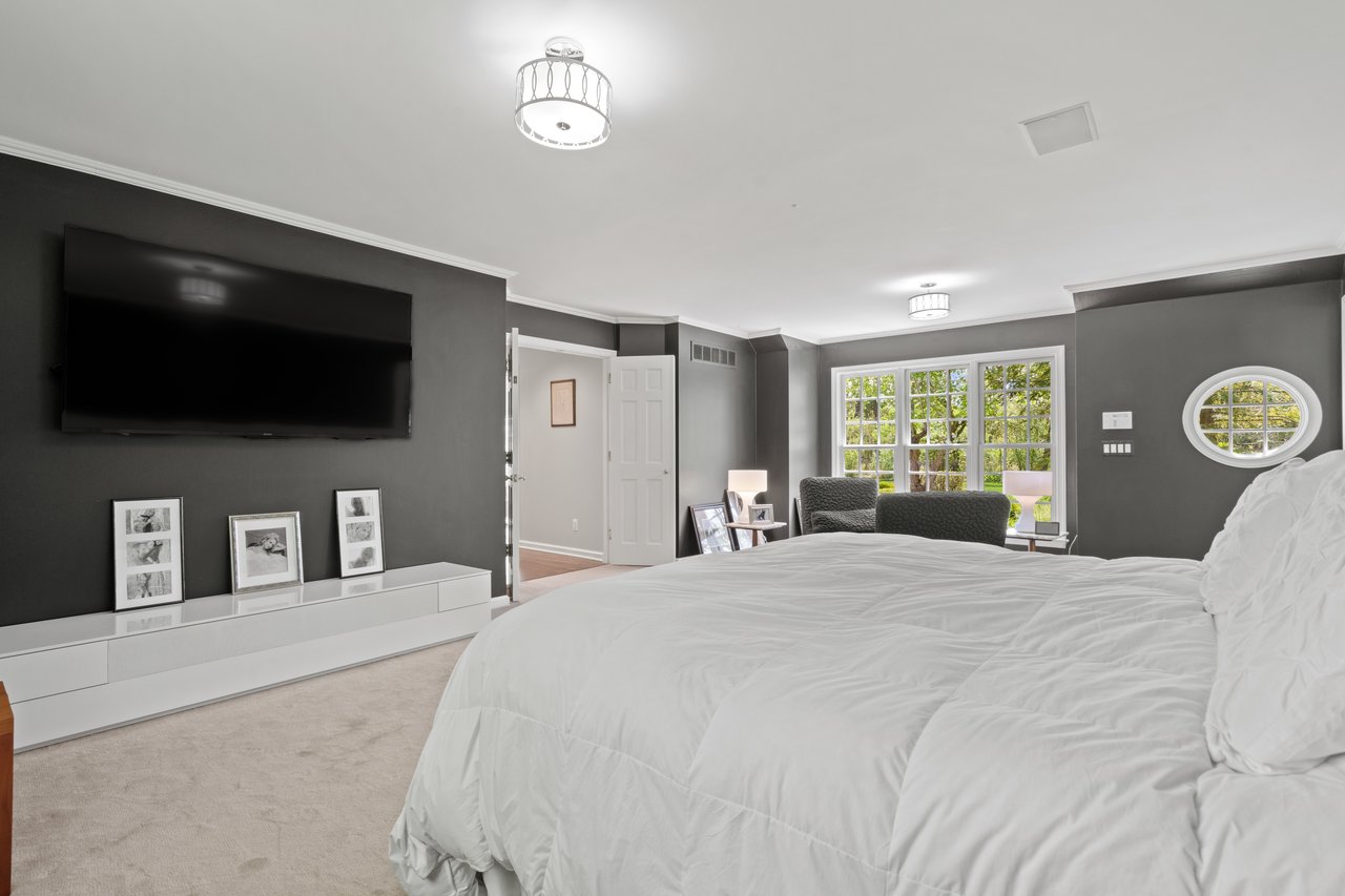 345 Woodridge Road