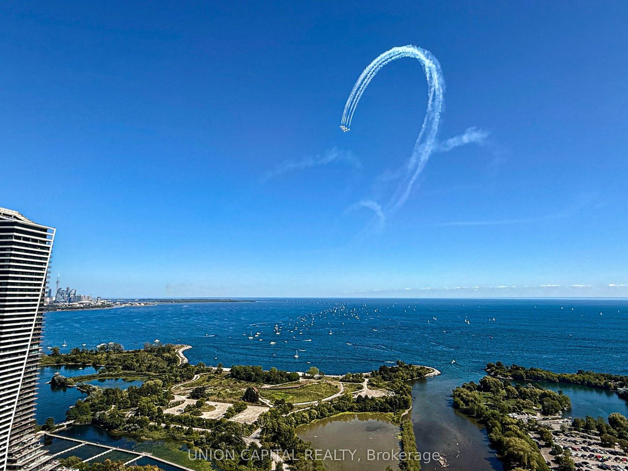 HUMBER BAY PENTHOUSE 