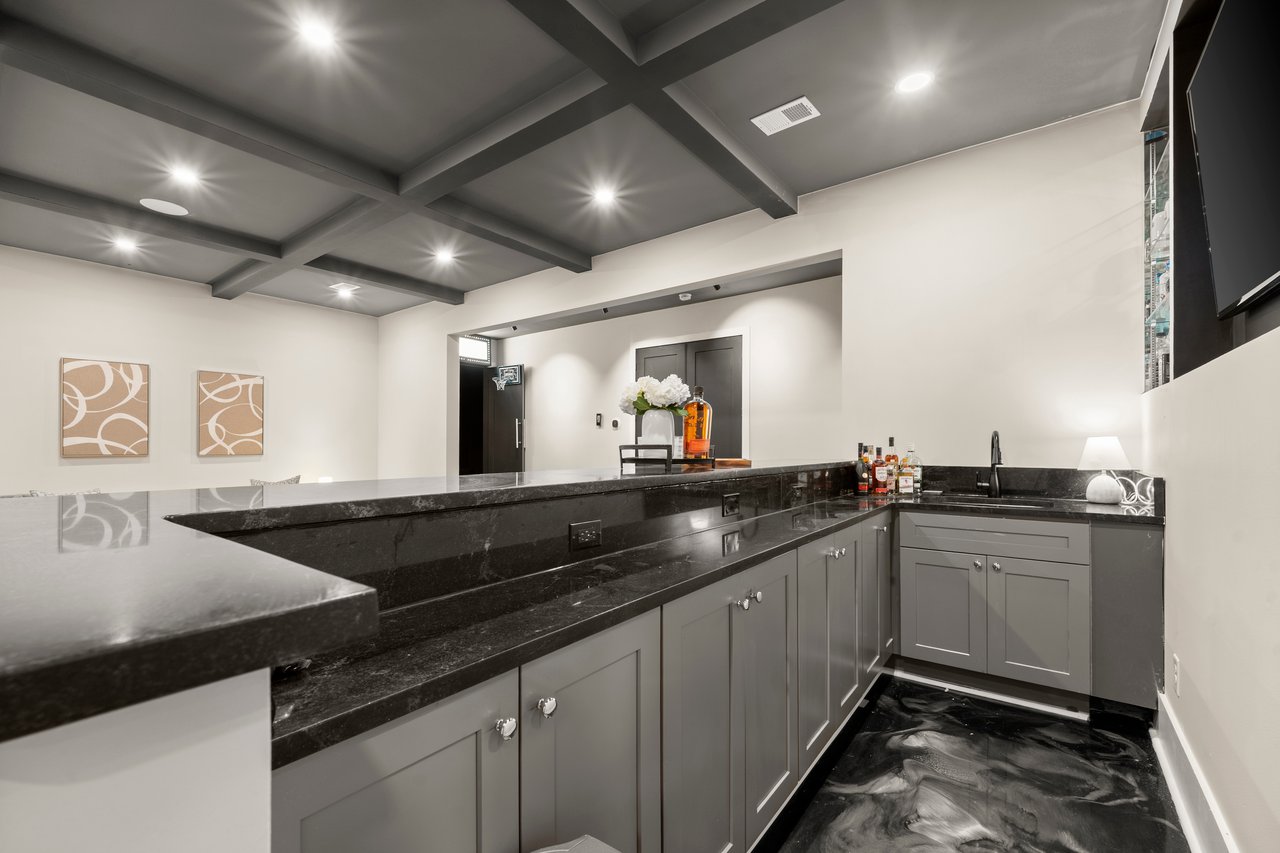  10160 Cedar Ridge Drive