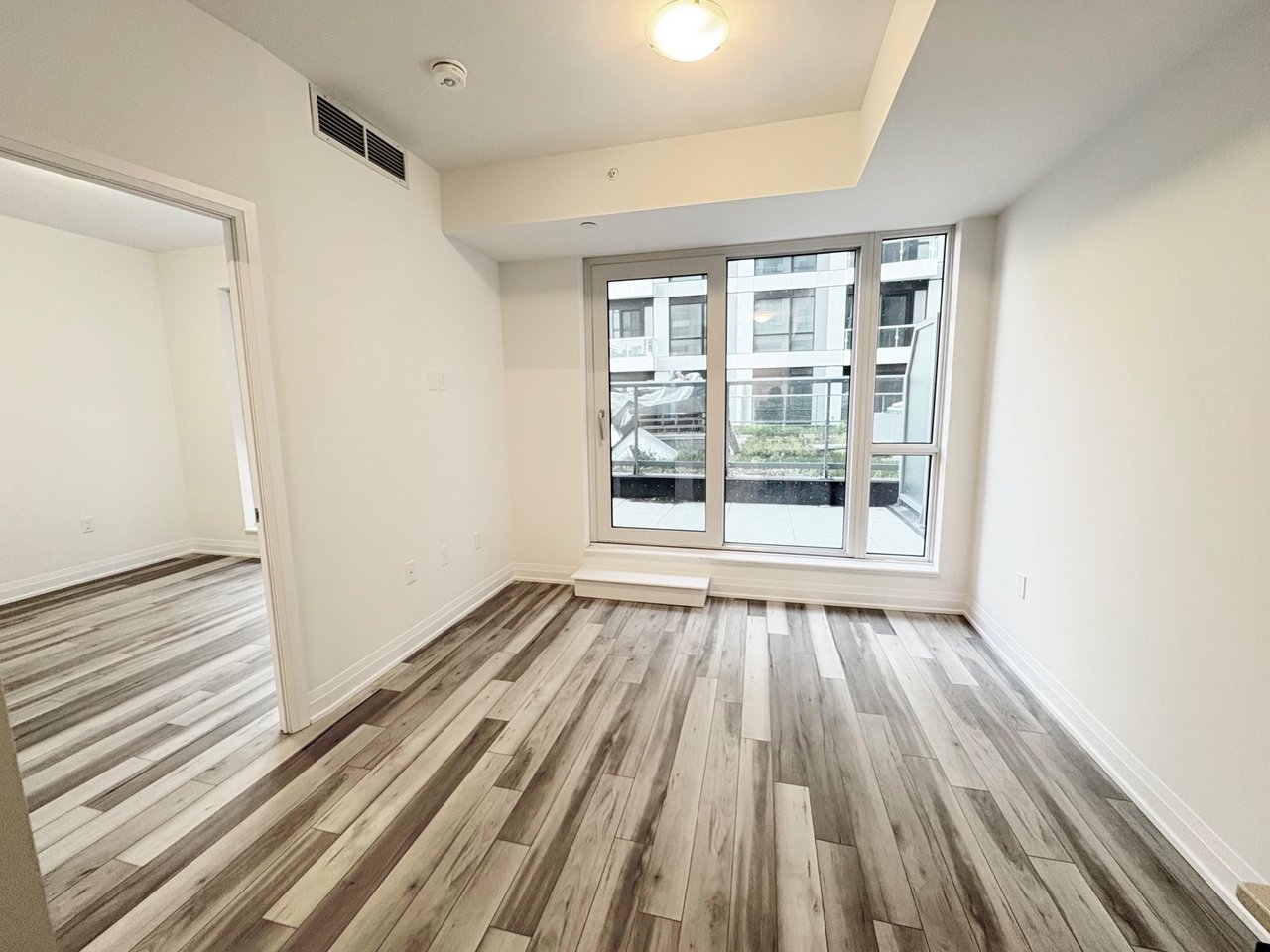 15 Richardson Street, Toronto Unit: 308