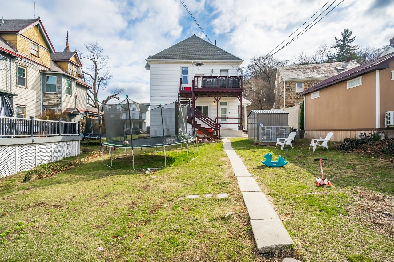 1116 Main Street