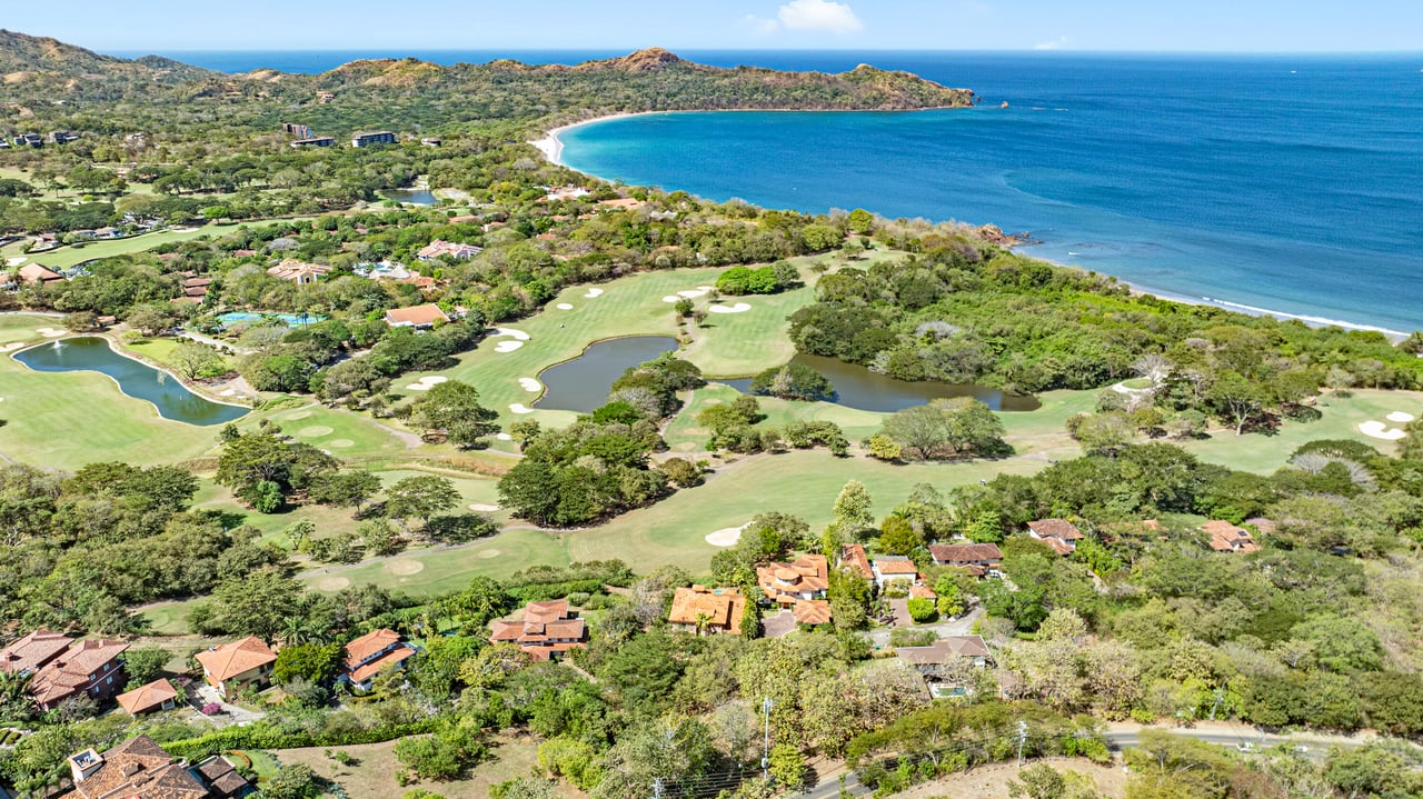 Casa de Golf | Stunning mediterranean-style 5 bedroom home in Reserva Conchal