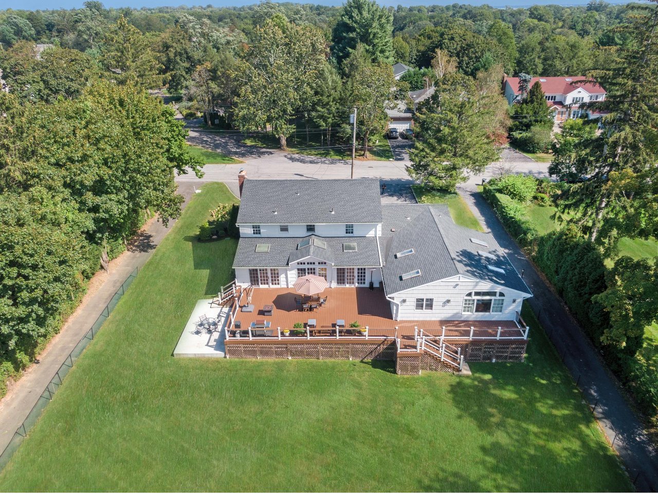 108 Lovell Rd