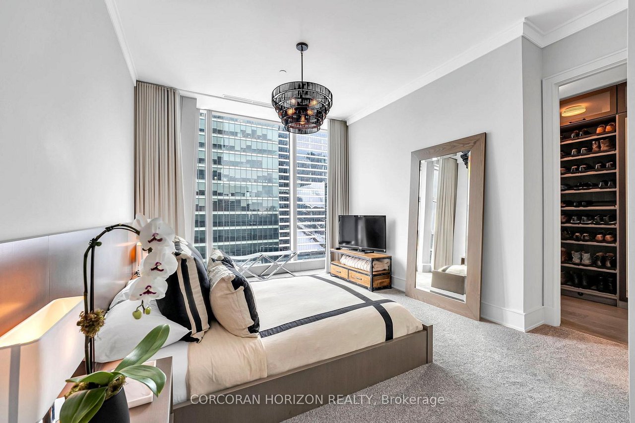 LUXURY LIVING AT THE RITZ