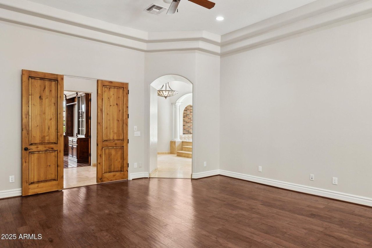 3731 E Halifax Cir 85205