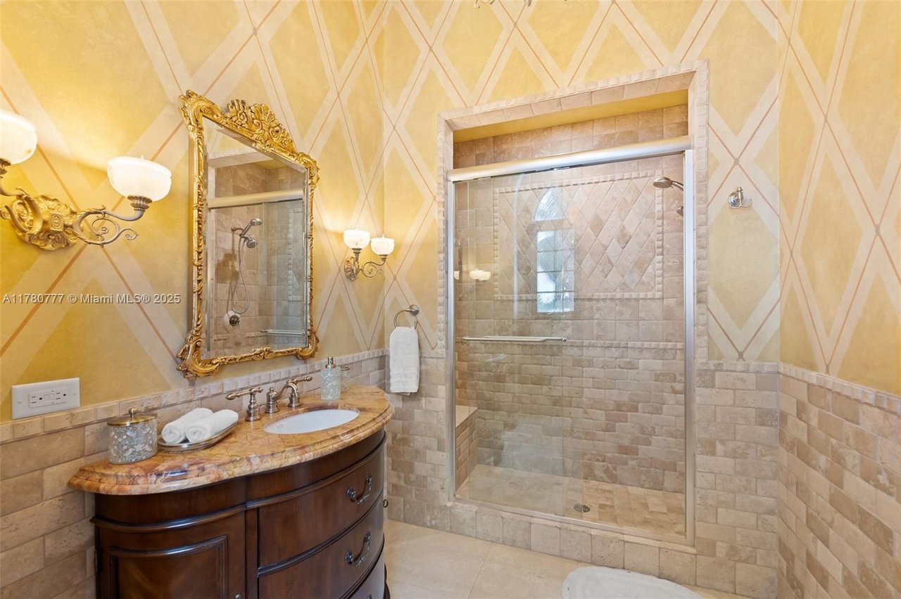 2509 Aqua Vista Blvd