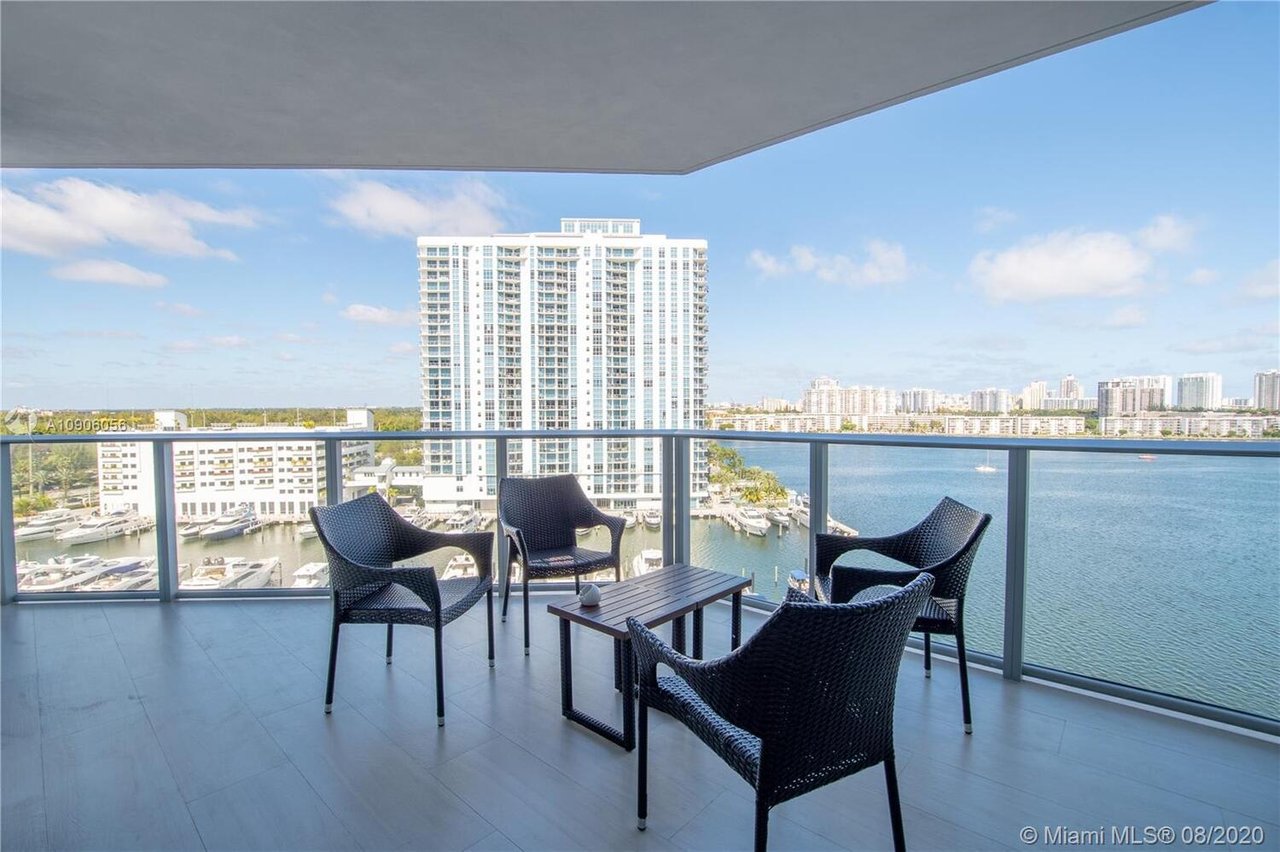 17111 Biscayne Blvd, #1007