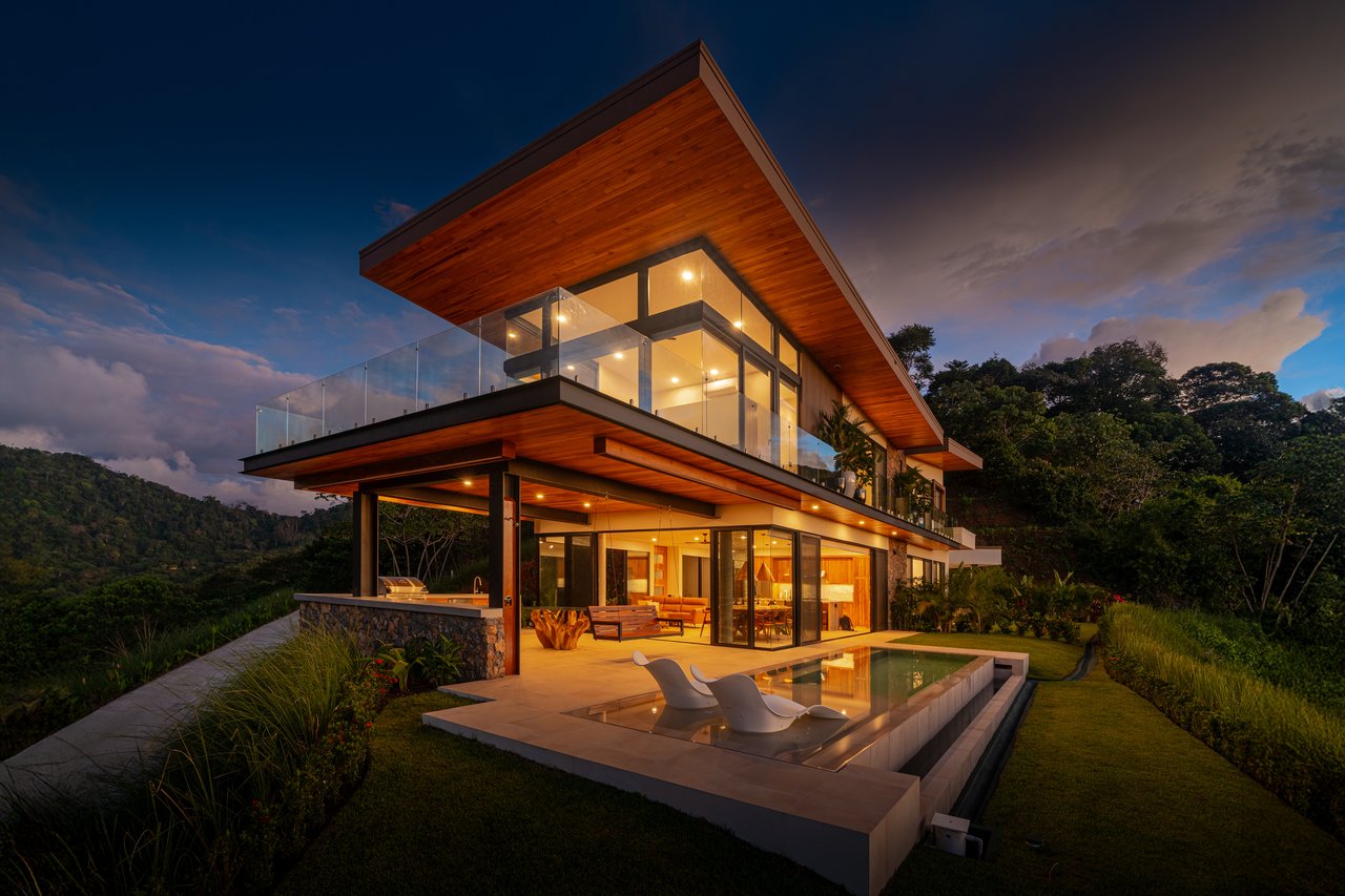 A New Benchmark for Modern Tropical Luxury in Ojochal