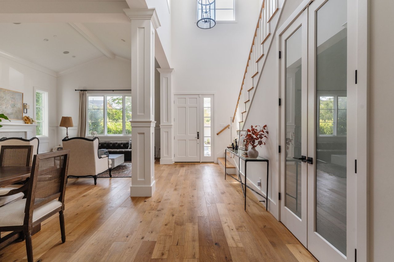 141 S Saltair Ave, Brentwood 