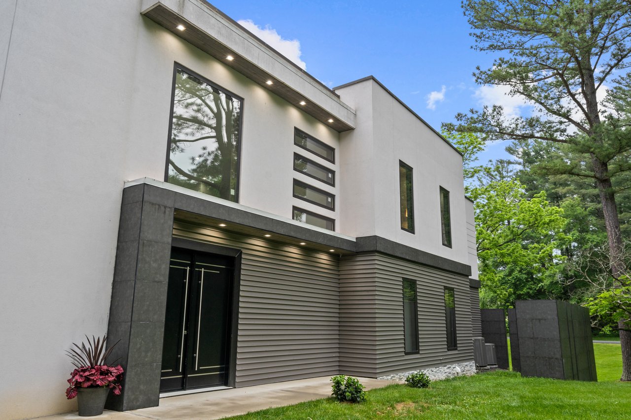 9100 Mill Pond Valley Dr